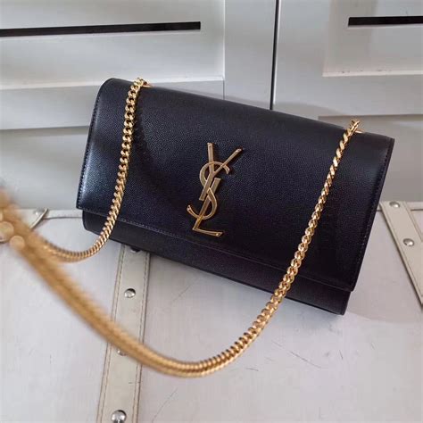 donne yves saint laurent borse